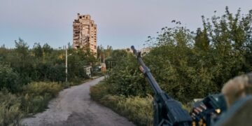 Зеленский: наши позиции в Авдеевке защищены