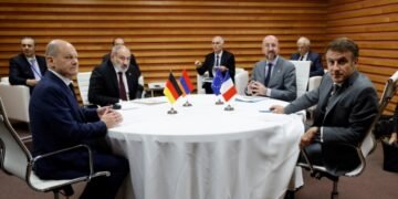 Саммит ЕС в Гранаде: в повестке дня – Украина, Нагорный Карабах и Косово