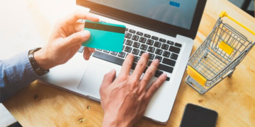 Найбезпечніші способи оплати на Чорну п’ятницю 2023: як захистити свої гроші та особисту інформацію