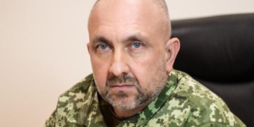 Генерал Павлюк: якщо російські окупанти спробують наступати з боку Білорусі – далі кордону не пройдуть