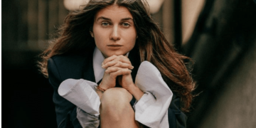 Jerry Heil розповіла, чому під час війни перестала купувати новий одяг та майже відмовилася від косметики