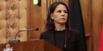 Бербок поддержала продвижение заявки Украины на вступление в ЕС