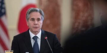 Блинкен обсудил с Кулебой ситуацию в Украине