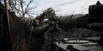 Силы обороны показали, как работают украинские артиллеристы на фронте. ФОТО