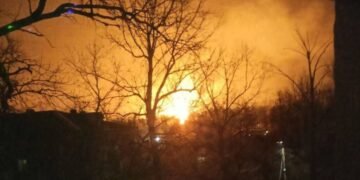 Взрывы на российских заводах в ЧП с поездом: в ГУР поздравили добрых людей с датой