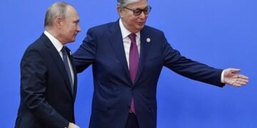 Ни с чем подобным Путин не сталкивался: политолог об унижении диктатора в Казахстане