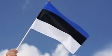 Эстония может закрыть пункты пропуска на границе с РФ