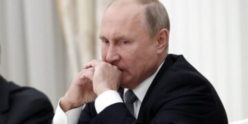 Чому Путіну важливо закінчити війну до виборів у США, – Вадим Денисенко 