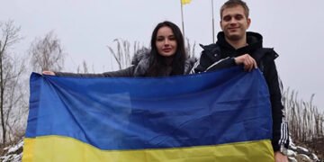 Підліток з Маріуполя, який просив допомоги у Зеленського, вже в Україні