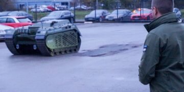 За ними охотится РФ. Посетили фабрику в Таллинне, где делают роботов для Украины – фото