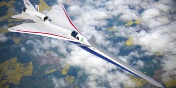 В США показали “тихий” современнейший сверхзвуковой самолет в обновленной цветовой гамме