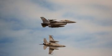 Пентагон: Началась подготовка украинских пилотов к управлению самолетами F-16