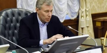 Російський олігарх Хан програв суд щодо зняття санкцій ЄС