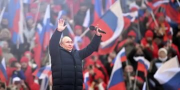 Міністерство щастя для самогубць: сталінська спадщина оживає в РФ