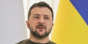 Зеленский призвал укрепить оборону энергетических объектов Украины