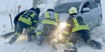 Из-за снежной бури в Украине погибли 8 человек, в Молдове – трое