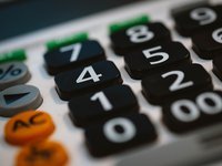 Инфляция в Украине в годовом измерении упала до 5,3% после инфляции 0,8% в октябре – Госстат