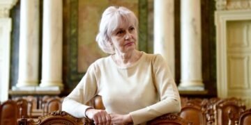 Фаріон відреагувала на своє звільнення: йде до суду