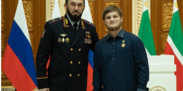 “Він хоч читати вміє?” Кадирова висміяли за “середньовічний балаган” із призначенням 18-річного сина заступником міністра спорту