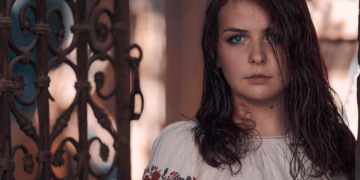 “Бідолашна панночка”: Фаріон відреагувала на звинувачення Пташки і назвала її подругою Медведчука