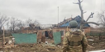 Российские удары по  населенным пунктам Донецкой области: один человек погиб, десять ранены