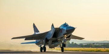 Россия атаковала центральные районы Украины гиперзвуковыми ракетами