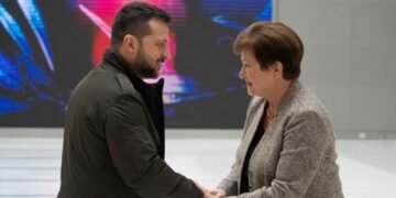 Зеленский обсудил в МВФ финансовую поддержку Украины