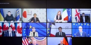 Зеленский встретился с лидерами G7 в виртуальном формате