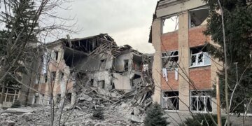 “Кров на снігу”: окупанти вбили мирних українців на Харківщині. ФОТО