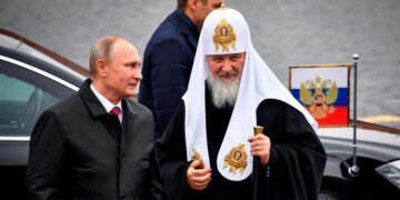 “Благословляє” вбивати українців: СБУ оголосила у розшук патріарха РПЦ Кирила