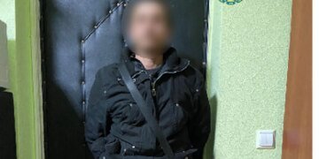 На Сумщині 13-річна дівчинка народила дитину від батька