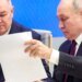 Российский диктатор Путин подал документы в ЦИК, чтобы править Россией дольше императоров. ВІДЕО