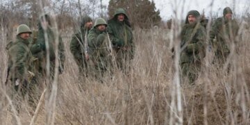 “Давай, гони” – оккупанты сняли свою панику на ВИДЕО