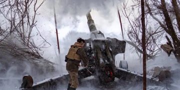 Ворог намагається наступати майже по всьому фронту, ЗСУ дають відсіч, – Генштаб