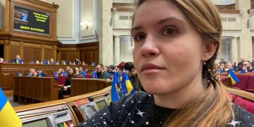 Мають бути на передовій, а не в Європі: Безугла зробила заяву про мобілізацію жінок та вигадала покарання для ухилянтів, які ховаються за кордоном