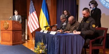 Україна та США підписали Меморандум про спільне виробництво зброї: в ОП розкрили деталі