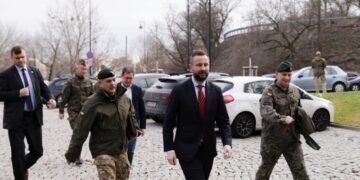 Польша заявила о «неизвестном объекте» в ее воздушном пространстве  – предположительно это российская ракета