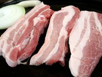 Закупочные цены на свинину за неделю подешевели на 5%, перед Новым годом ажиотажа не будет – отраслевая ассоциация