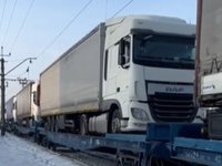 В Польшу из Украины прибыл состав с фурами – Укрзализныця