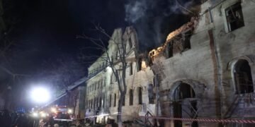 Россия нанесла новые удары по гражданским объектам в Украине