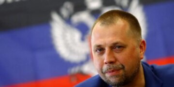 “Рано хлопать в ладоши”, – основатель “ДНР” фронтовыми новостями спустил россиян на землю. ВИДЕО