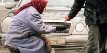 В России будут бесплатно кормить пенсионеров просроченными продуктами