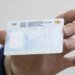 Как долго можно управлять авто, если истек срок водительского удостоверения: ответ эксперта