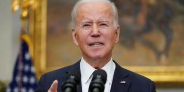 “Республиканцы заплатят, если не одобрят помощь Украине”, – Байден