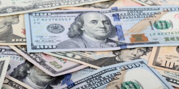 Курс валют в Україні на 16 січня: дані регулятора