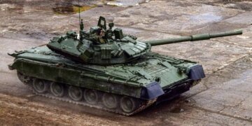 Башню вырвало с мясом: под Авдеевкой эффектно ликвидирован Т-80БВМ россиян. ВИДЕО