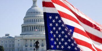 Ціна за приниження Росії: Подоляк розповів, чому США дадуть Україні $61 мільярд