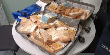 У Німеччині затримали українського пенсіонера з валізою грошей