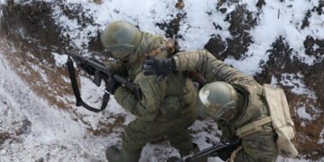 Бої під Бахмутом: військовий розповів про зміни в тактиці окупантів