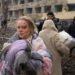 “Кінцева точка дна”: дівчина, яка вижила після обстрілу пологового у Маріуполі, підтримала Путіна